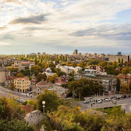 Comfortable 2Br Urban Getaway In City Center Plovdiv Exteriör bild